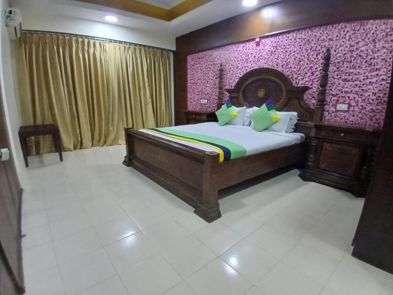 Blossom Rooms Hotel Vashishtha - Free Lunch Or Dinner- Free Breakfast Hyderabad Eksteriør bilde